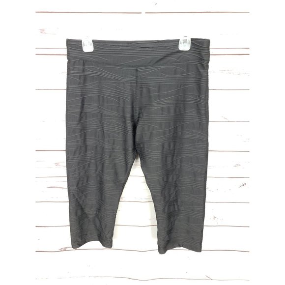 BCG Large Black Capri Athletic Leggings‎ pants - Picture 9 of 9